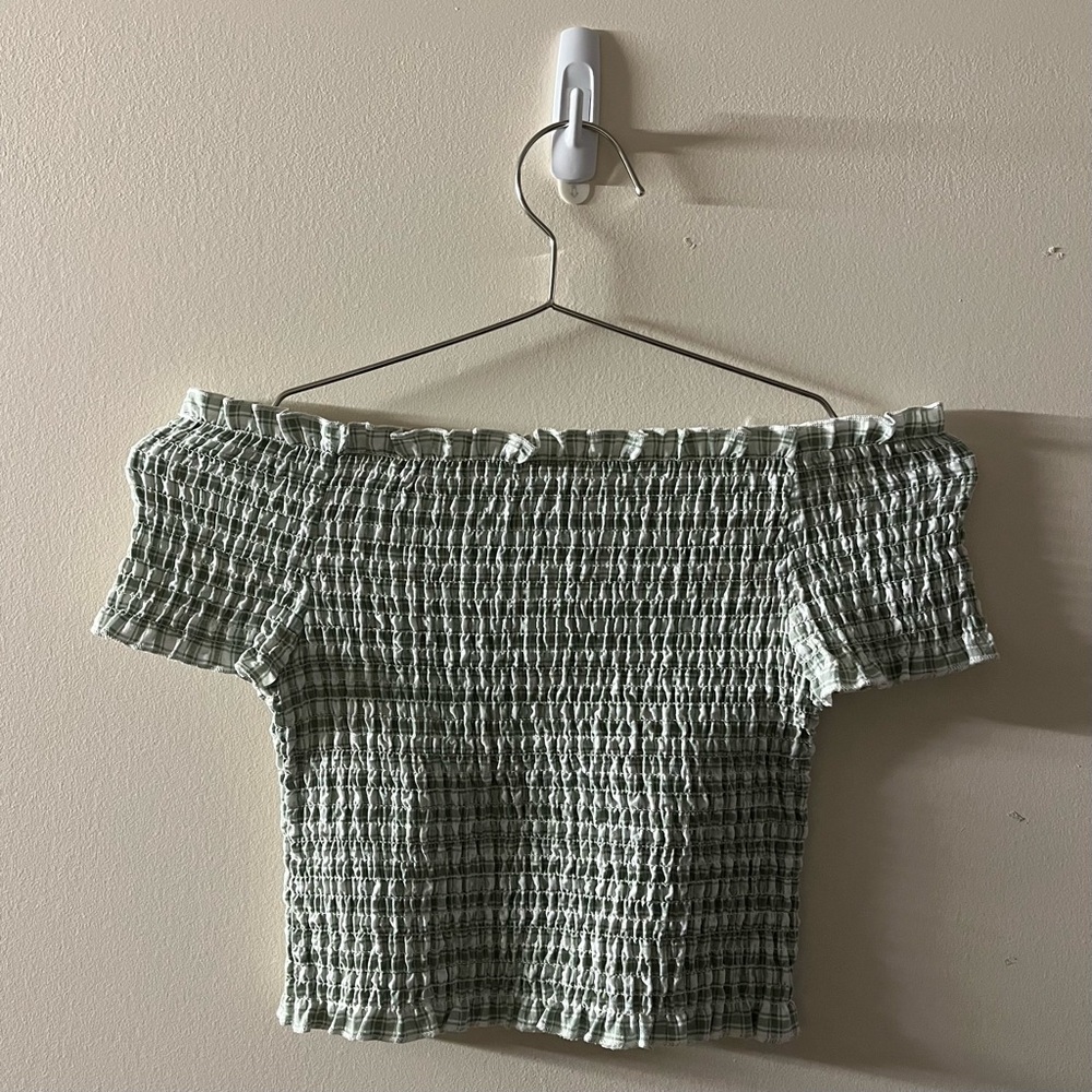 La Hearts Green Smocked Ruffled Blouse